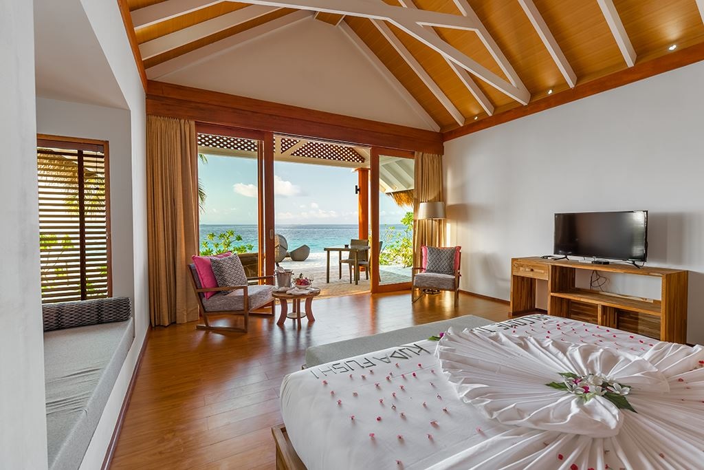 rooms-beach-villa
