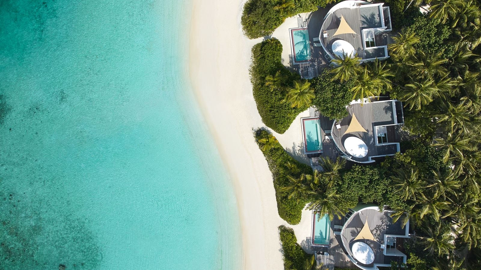 rooms-beach-villa-with-pool