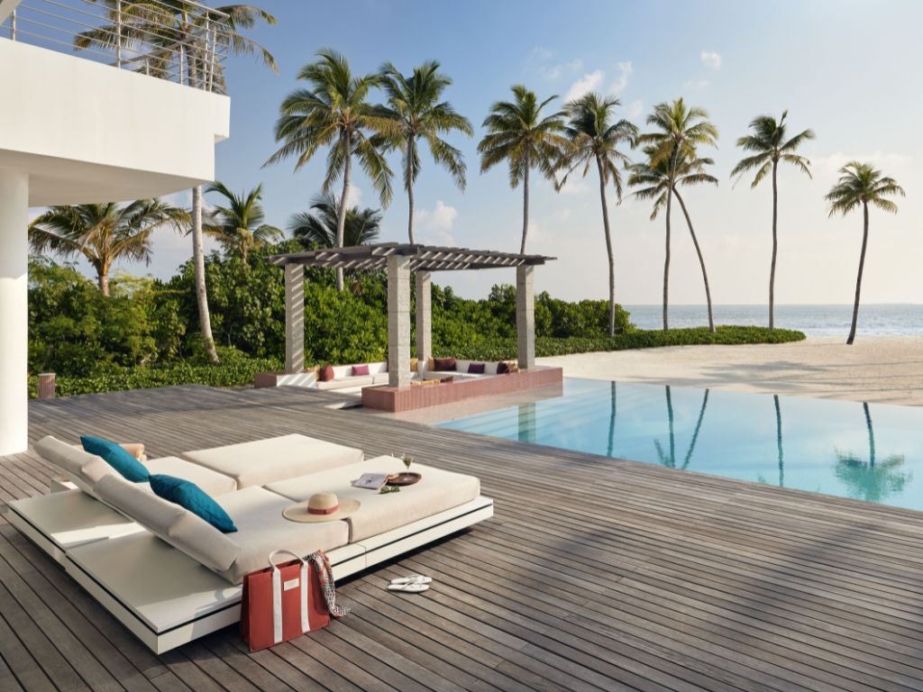 rooms-three-bedroom-beach-retreat-with-pool