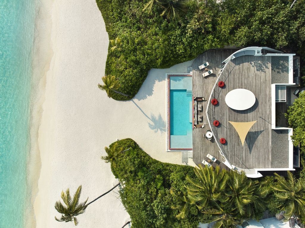 rooms-two-bedroom-beach-residence-with-pool
