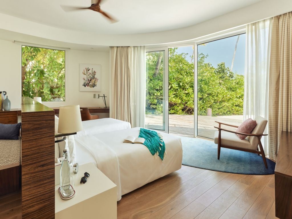 rooms-two-bedroom-beach-residence-with-pool