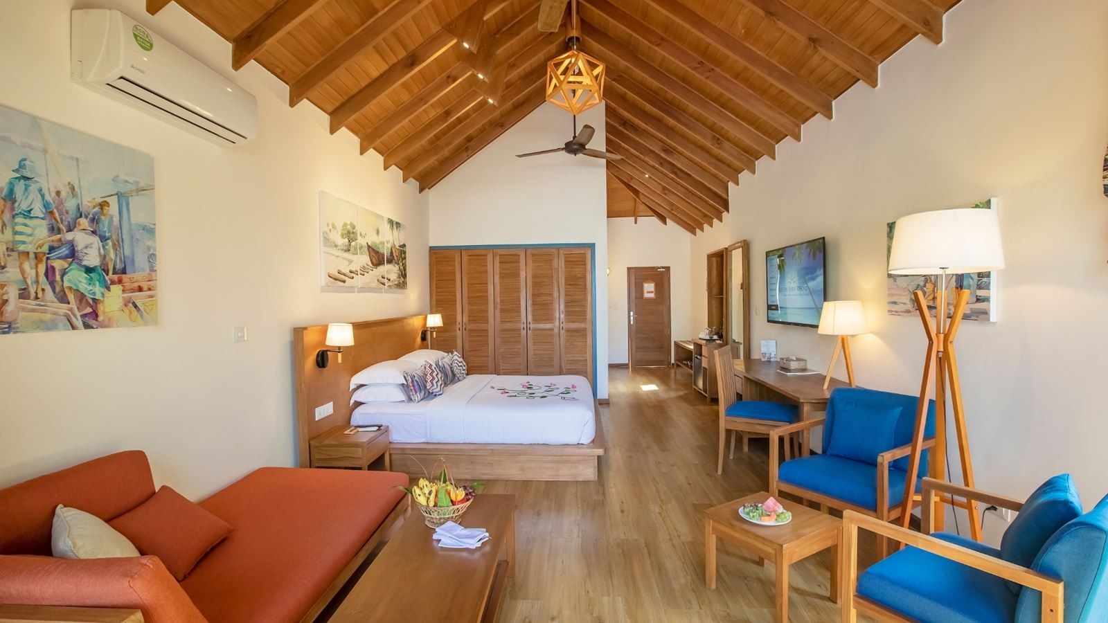 rooms-deluxe-beach-pool-villas