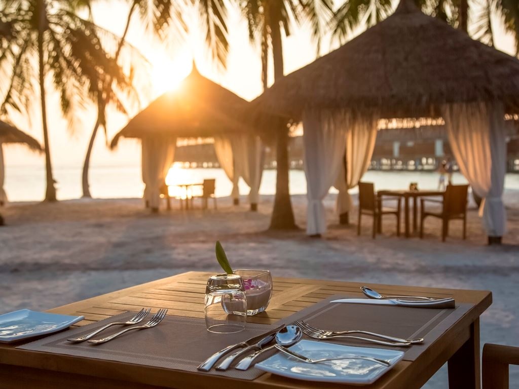 restaurants-reethi-grill
