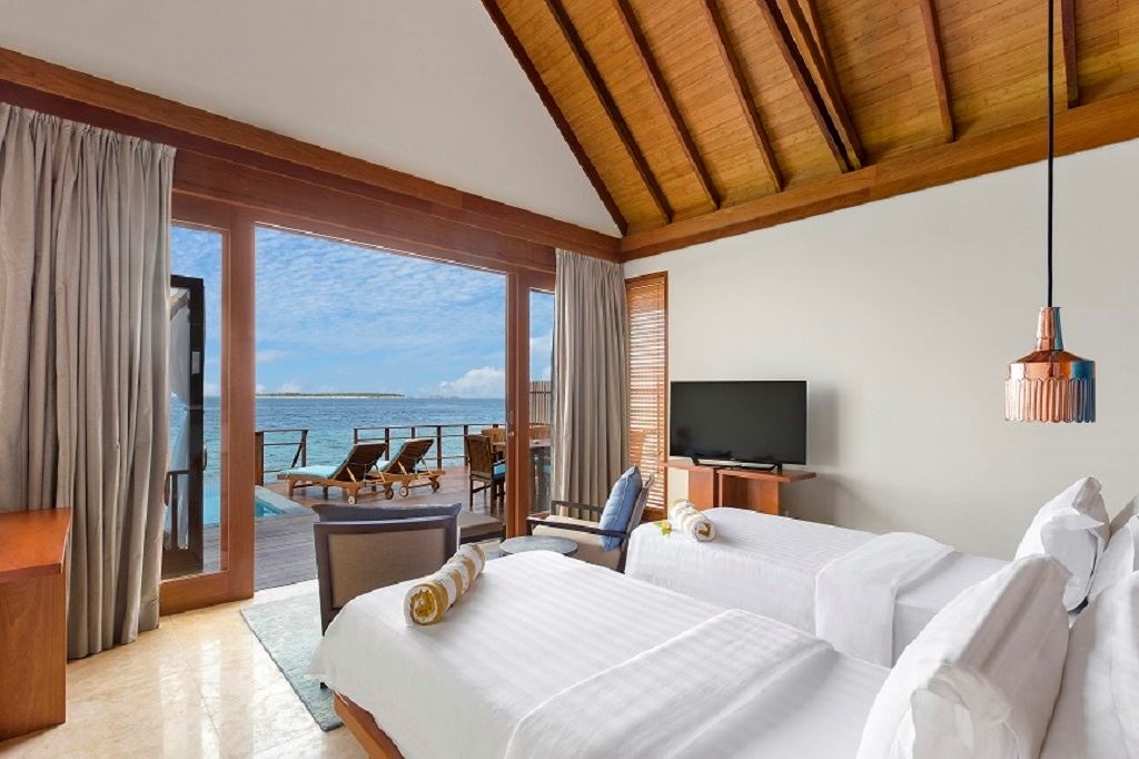 rooms-twobedrooms-reef-residence-with-pool