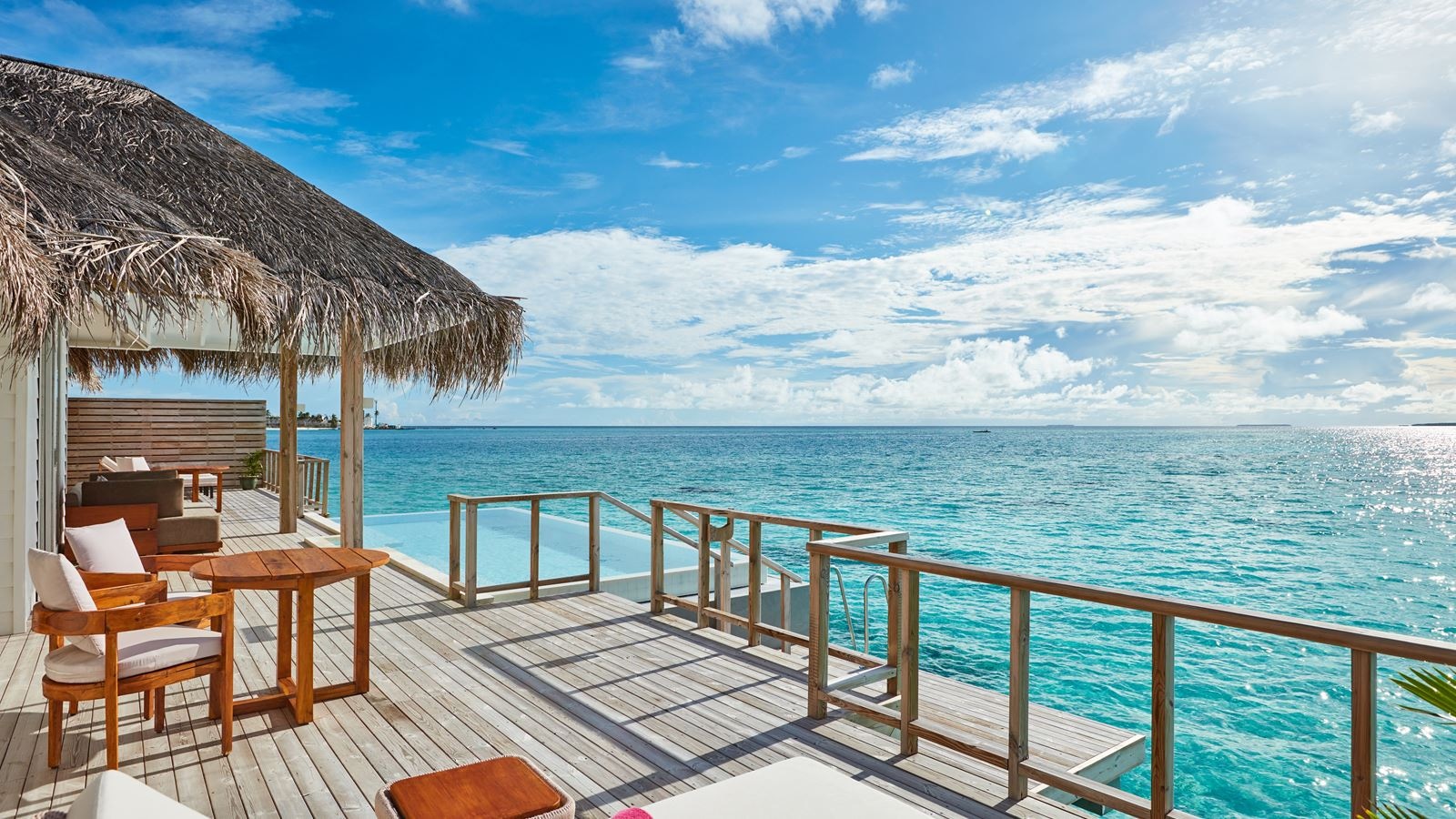 rooms-two-bedroom-ocean-residence-with-pool