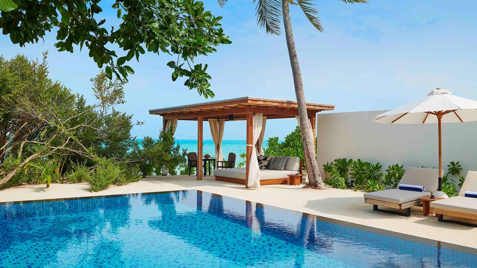 rooms-two-bedroom-beach-sunset-villa-with-pool