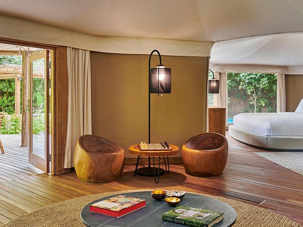 rooms-luxury-tented-jungle-villas-with-pool