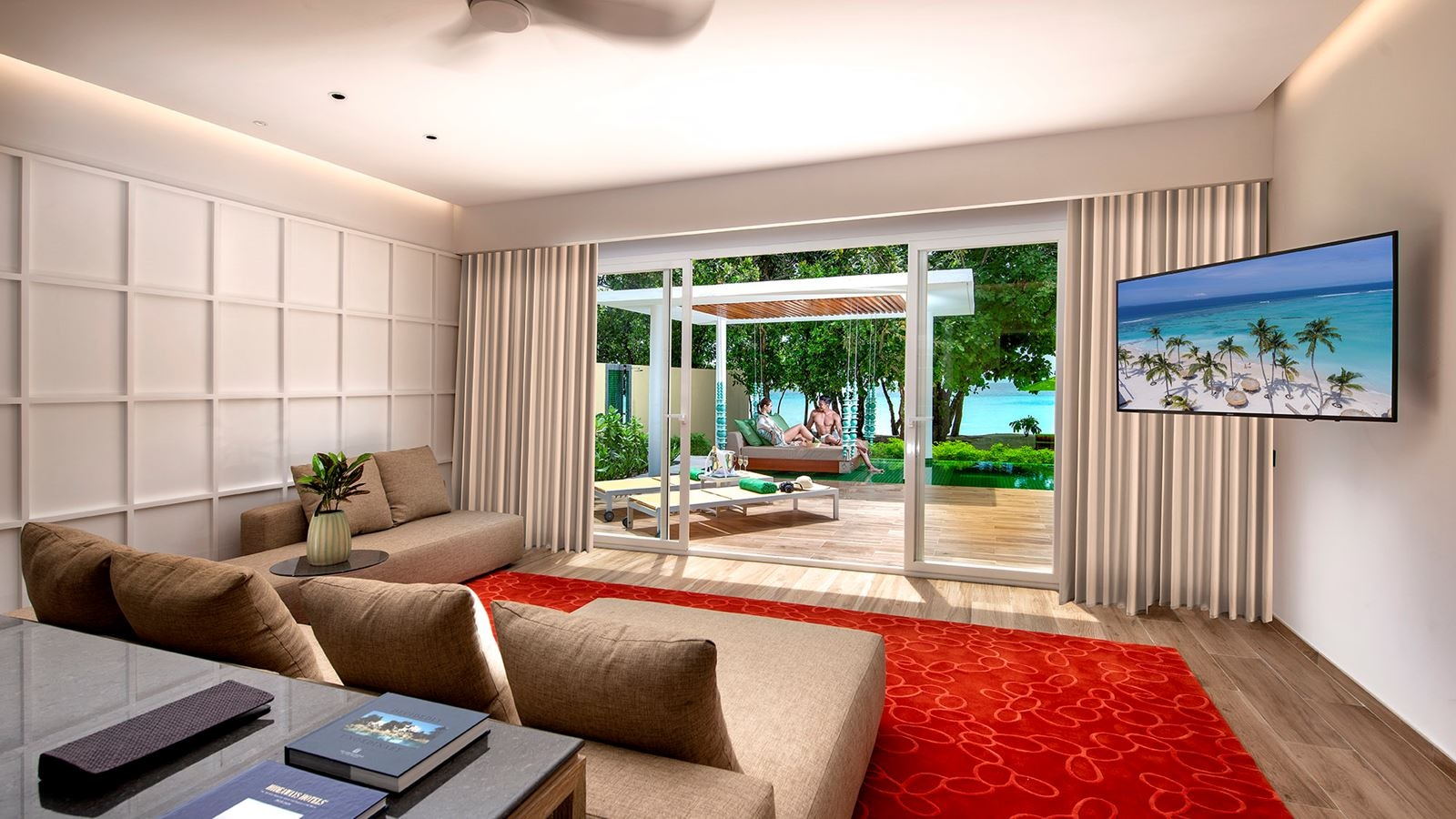 rooms-superior-beach-villa-with-pool