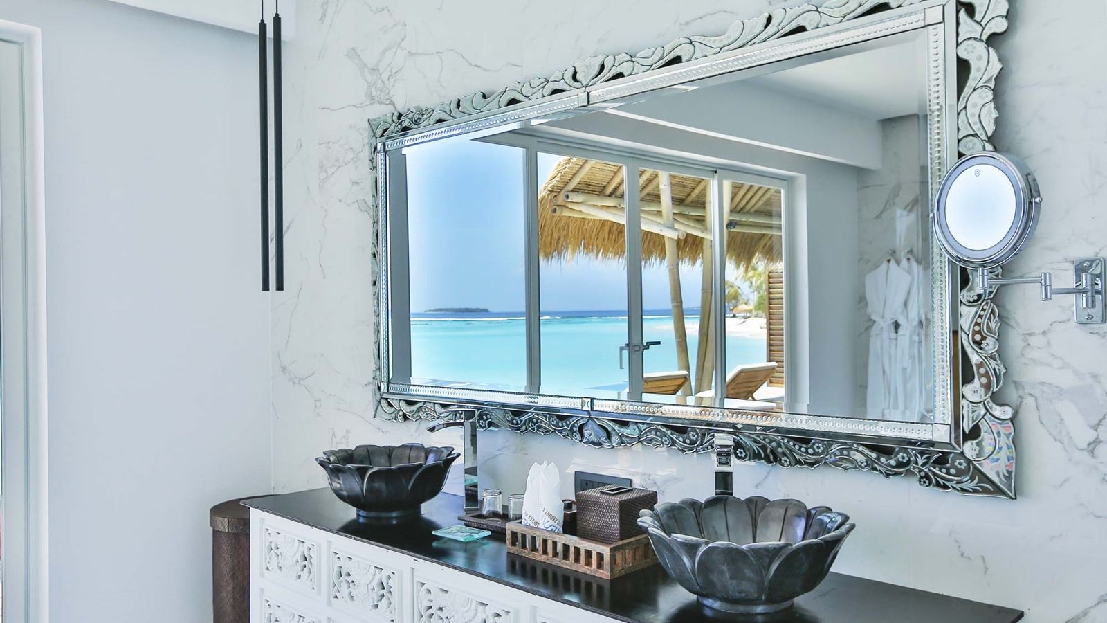 rooms-water-villa-with-pool