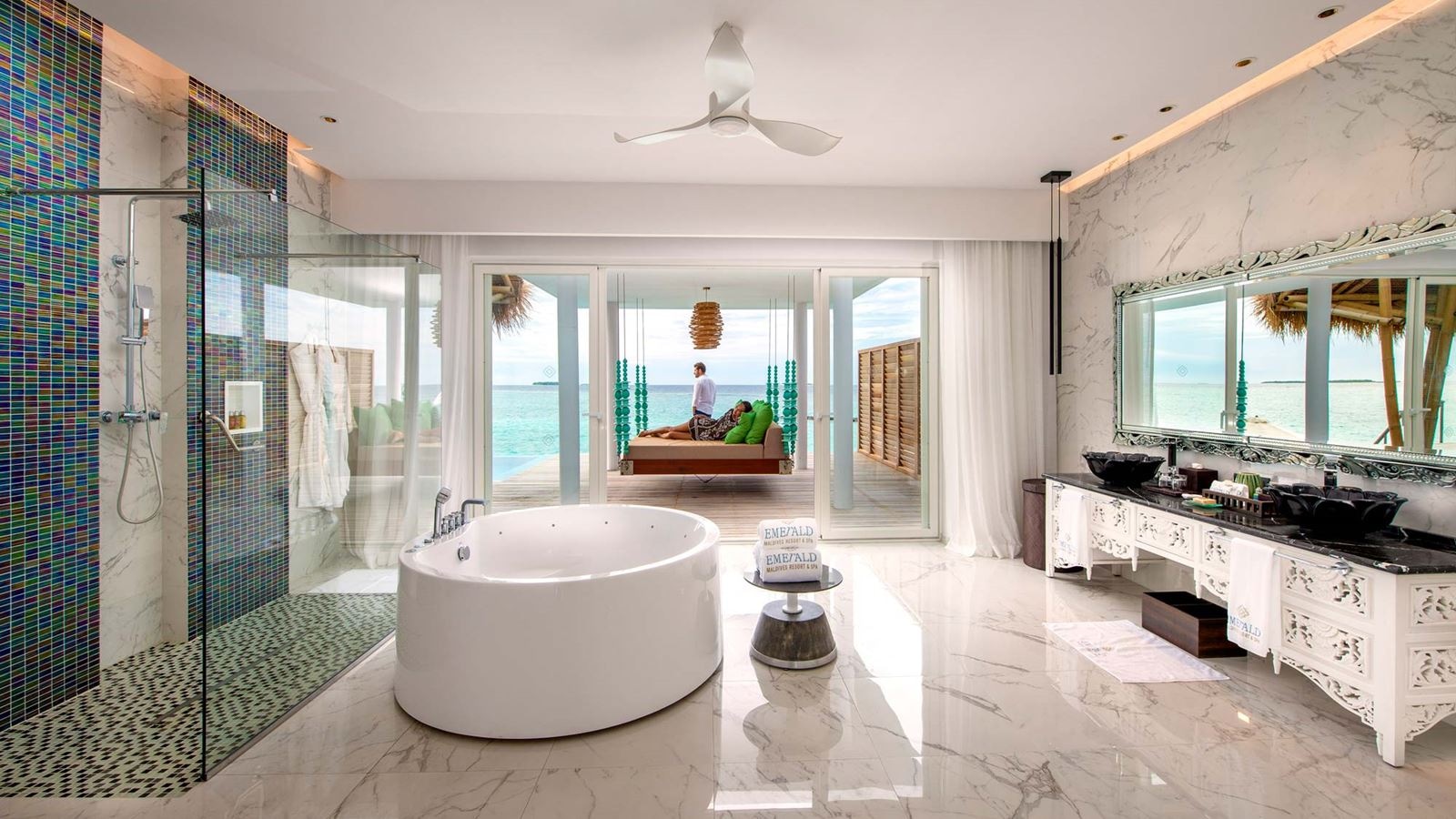 rooms-superior-water-villa-with-pool