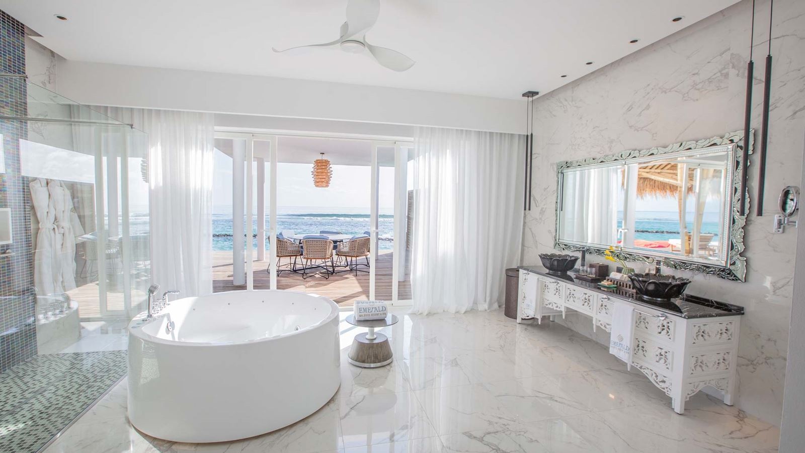 rooms-presidential-water-villa2-bedrooms