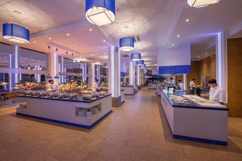 restaurants-aqua-buffet-restaurant