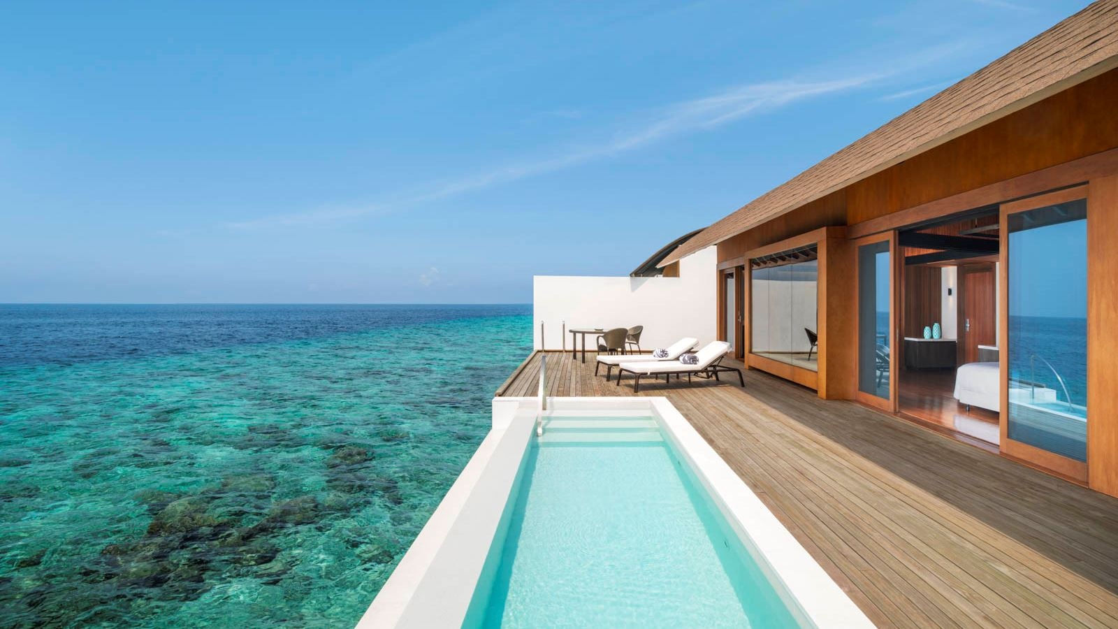 rooms-overwater-villa-pool