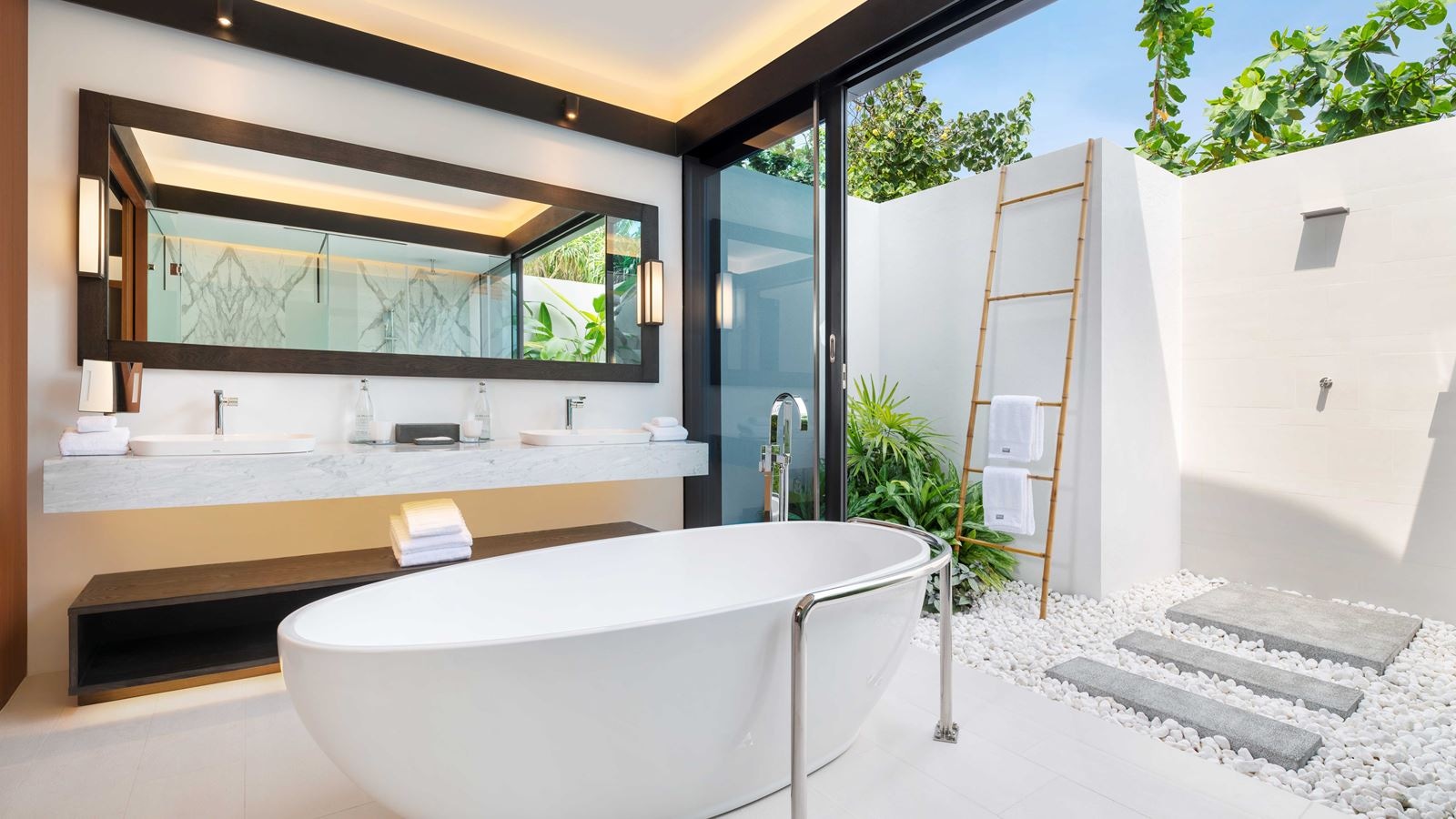 rooms-2-bedroom-beach-villa-with-pool