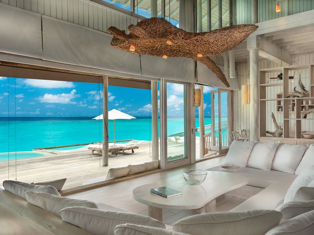 rooms-4-bedroom-water-retreat-with-slide