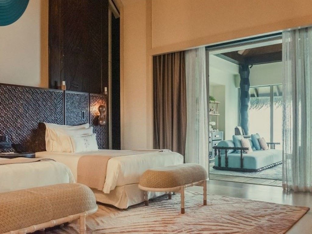 rooms-two-bedroom-water-villa-with-pool