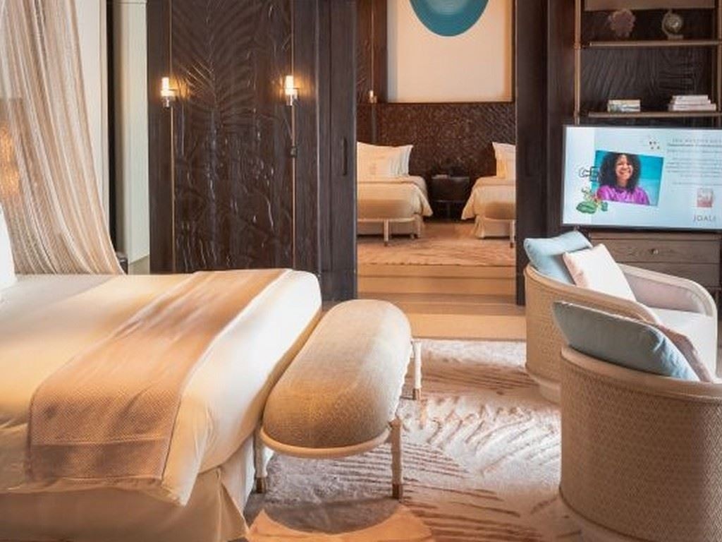 rooms-two-bedroom-water-villa-with-pool