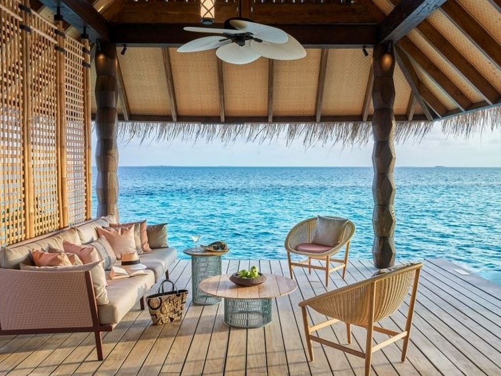 rooms-two-bedroom-water-villa-with-pool