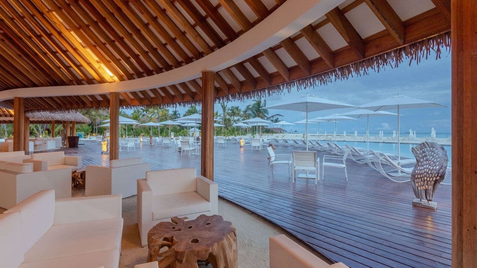 restaurants-fen-pool-bar