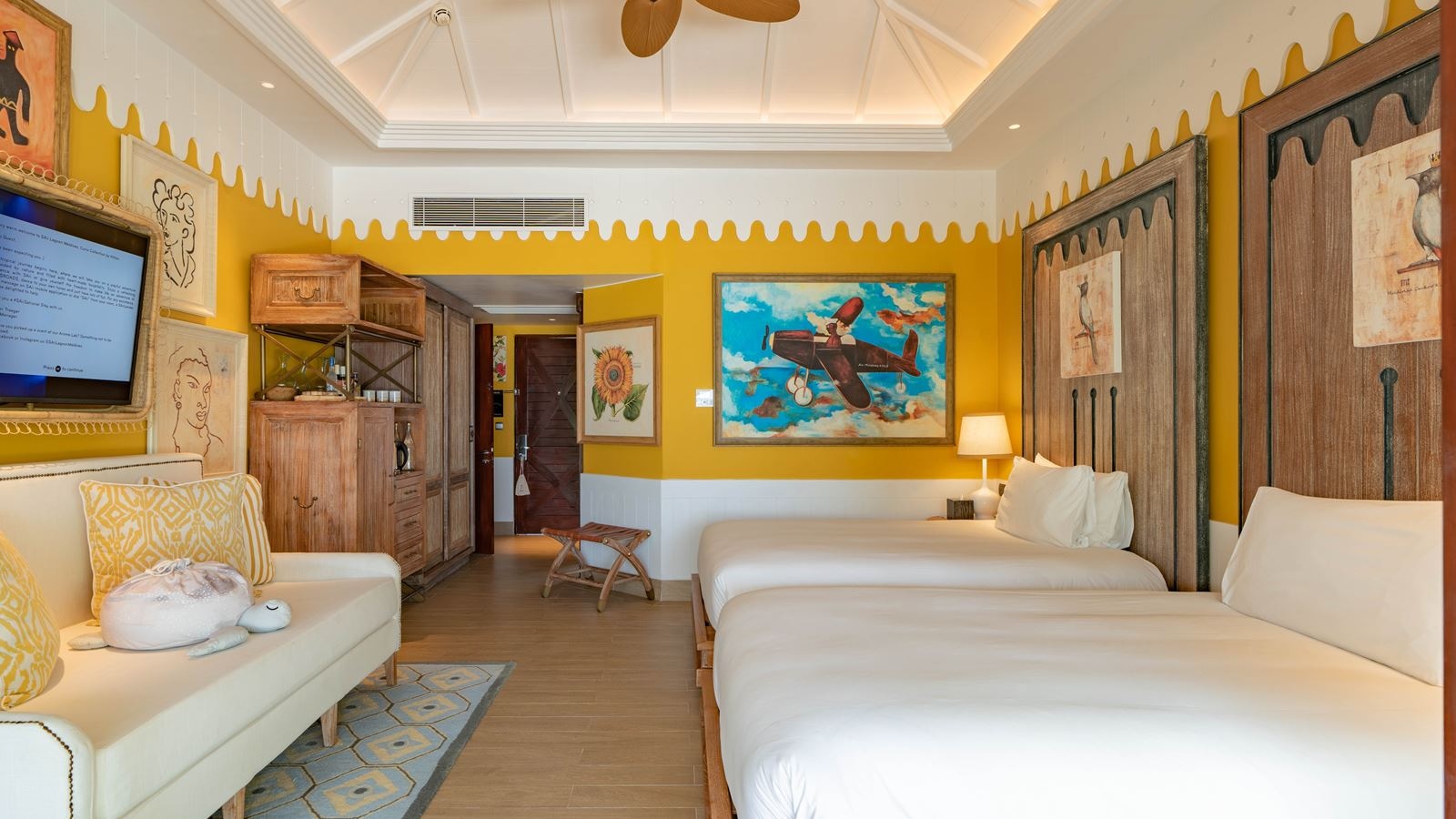 rooms-two-bedroom-family-beach-villa-with-pool