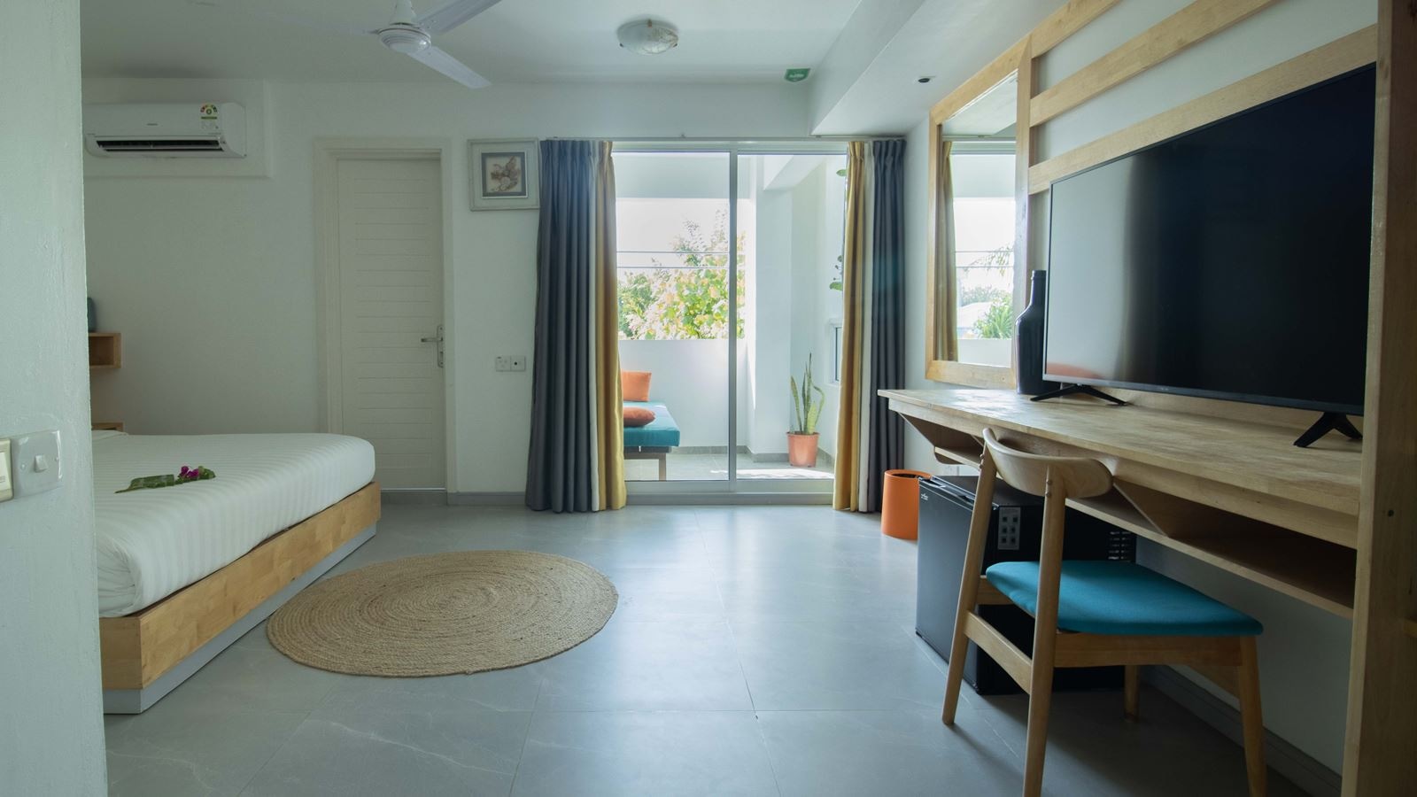 rooms-deluxe-plus-island-view