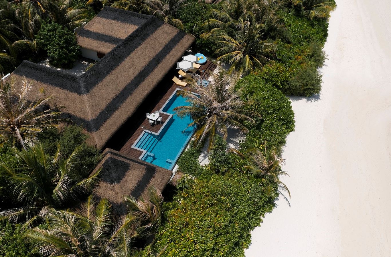 rooms-two-bedroom-beach-pool-villa