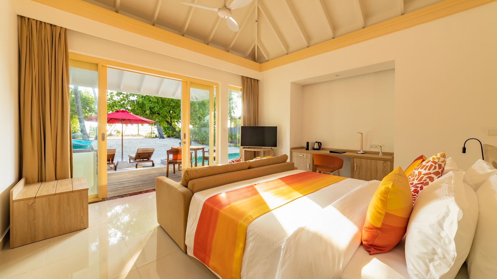 rooms-two-bedroom-pool-beach-villa