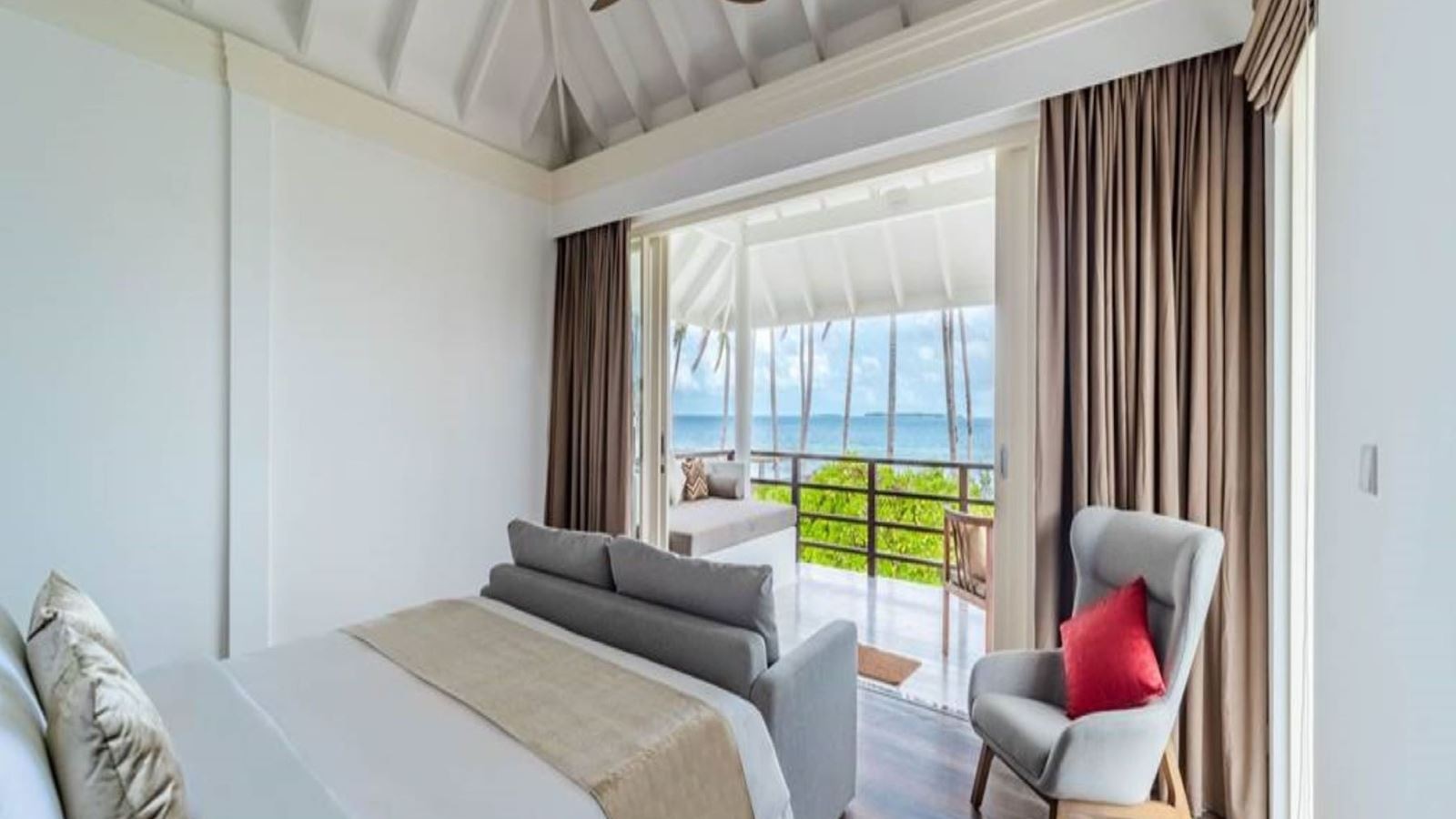 rooms-four-bedroom-beach-residence-with-pool