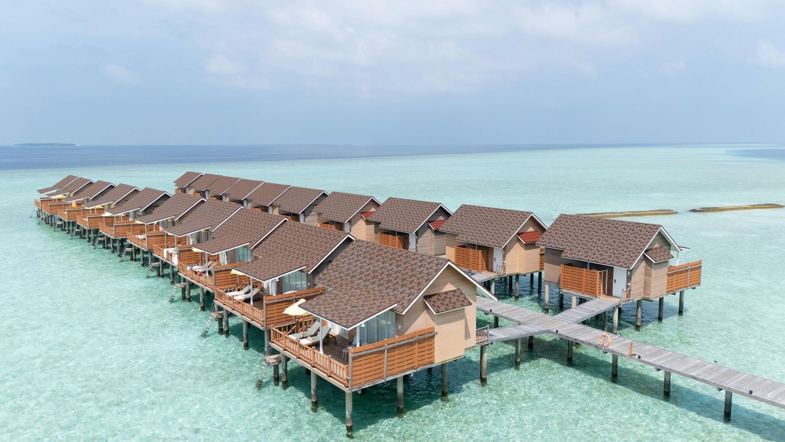 rooms-sunset-water-villa