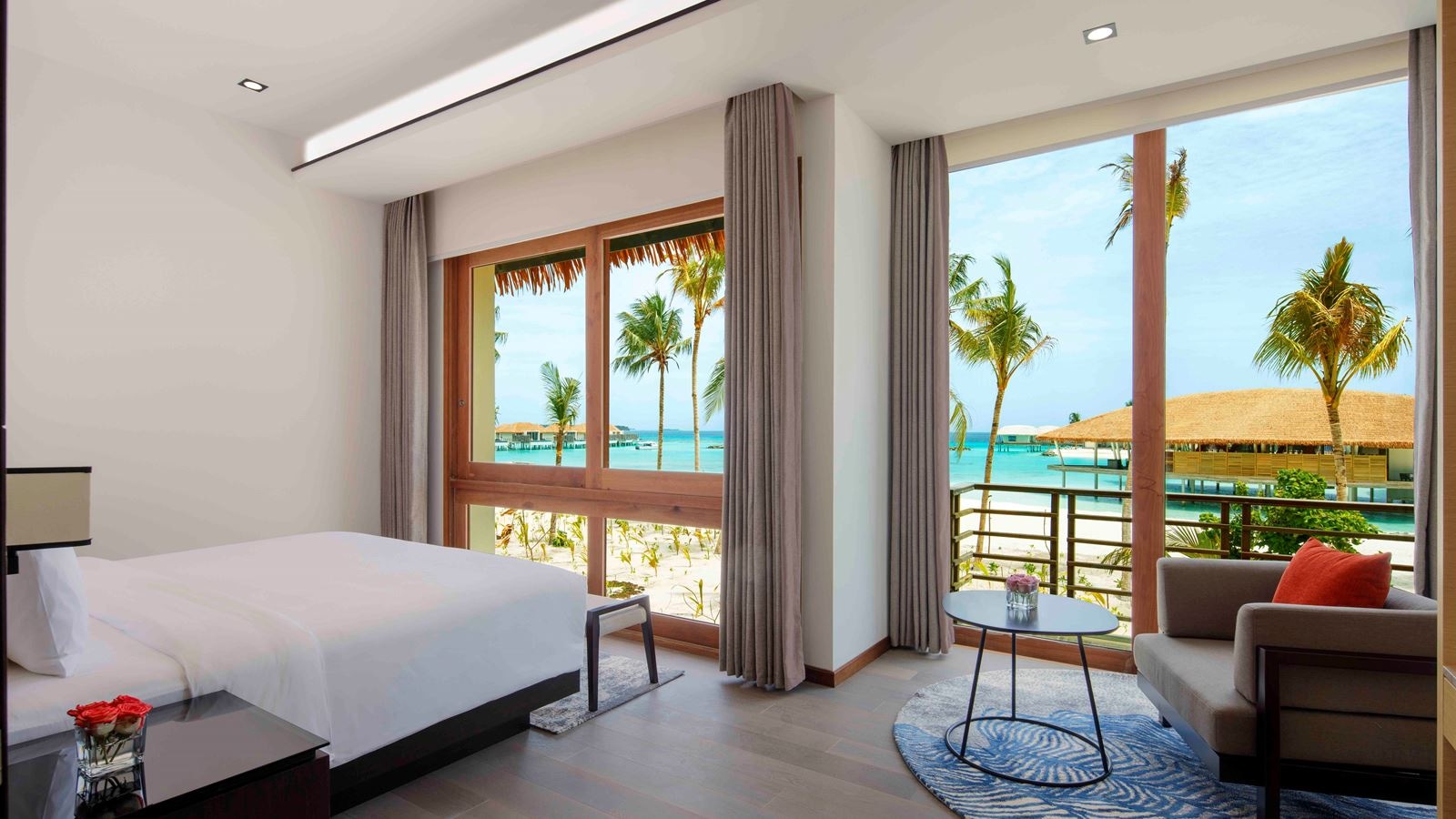 rooms-family-villa--3-bedrooms--pool--lagoon-view