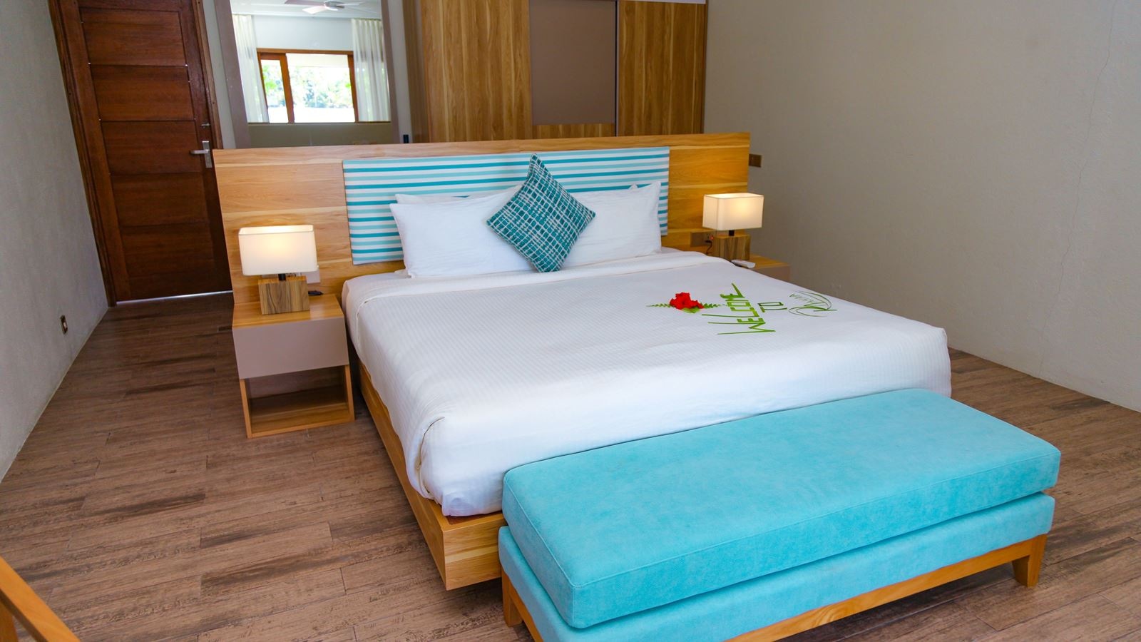 rooms-lagoon-view-villa