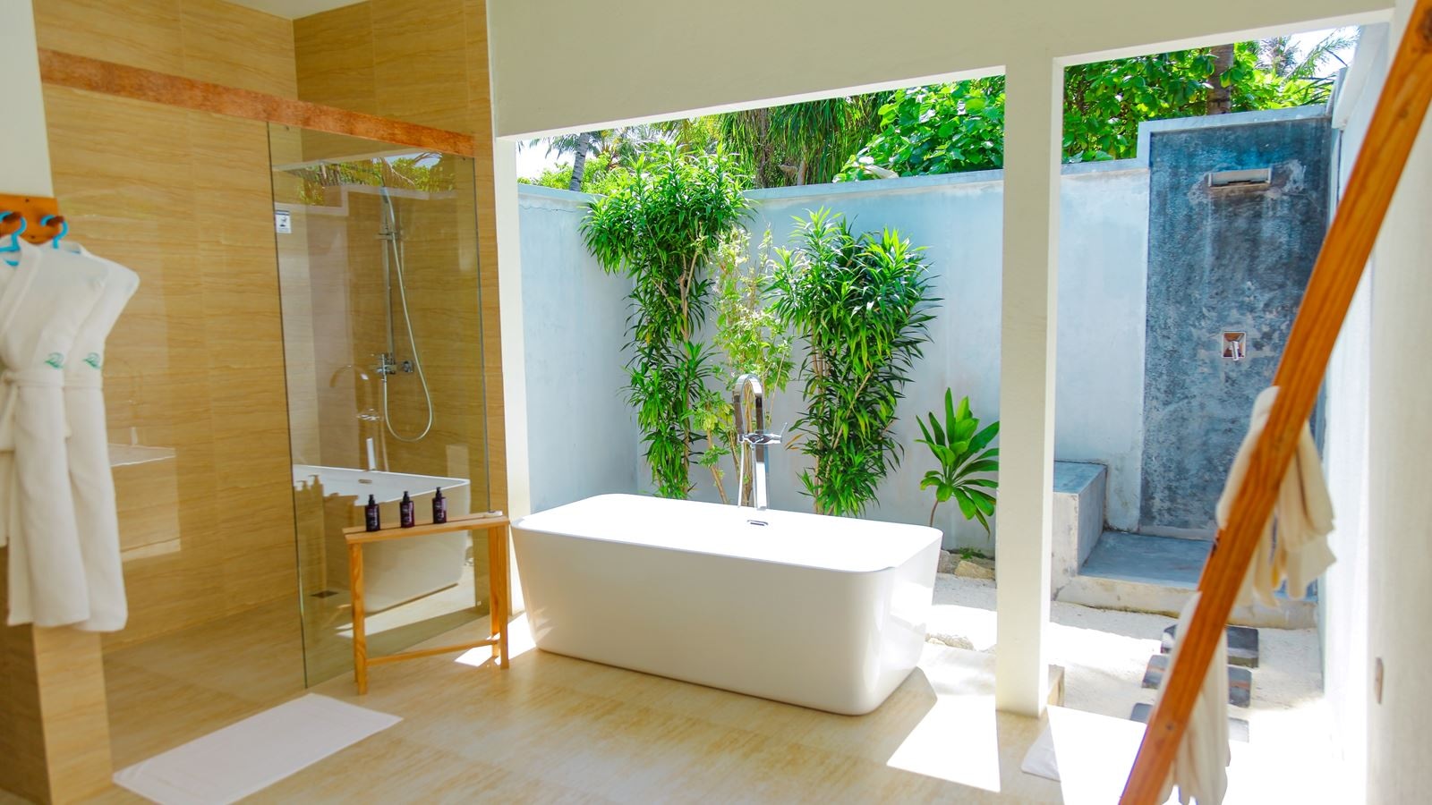 rooms-lagoon-view-villa