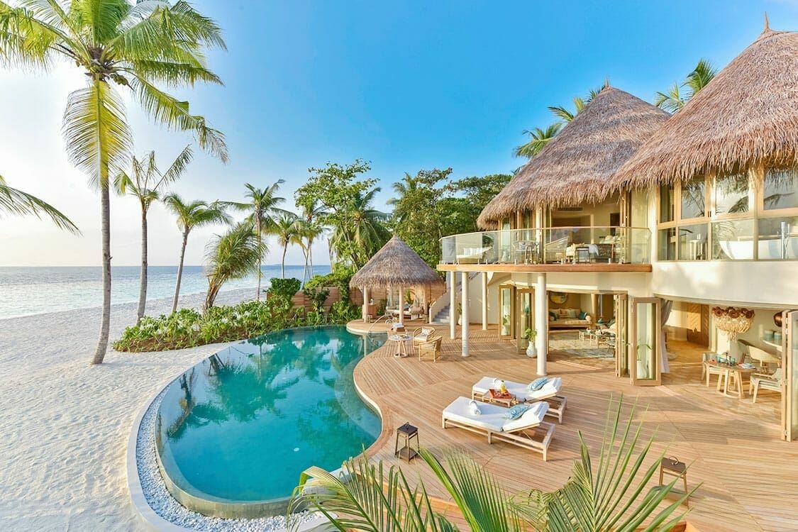 rooms-beach-residence-with-private-pool