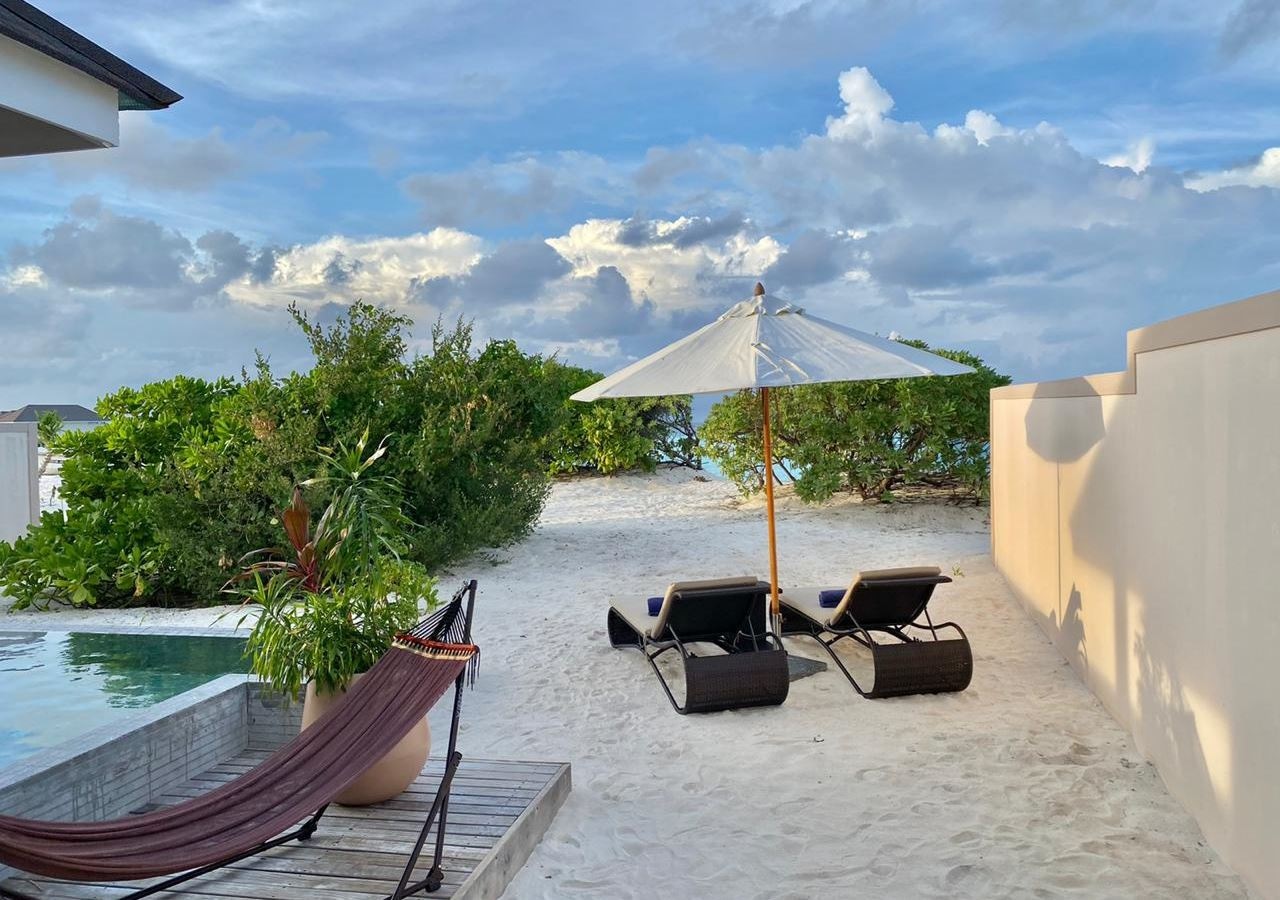 rooms-two-bedrooms-beach-pool-residence