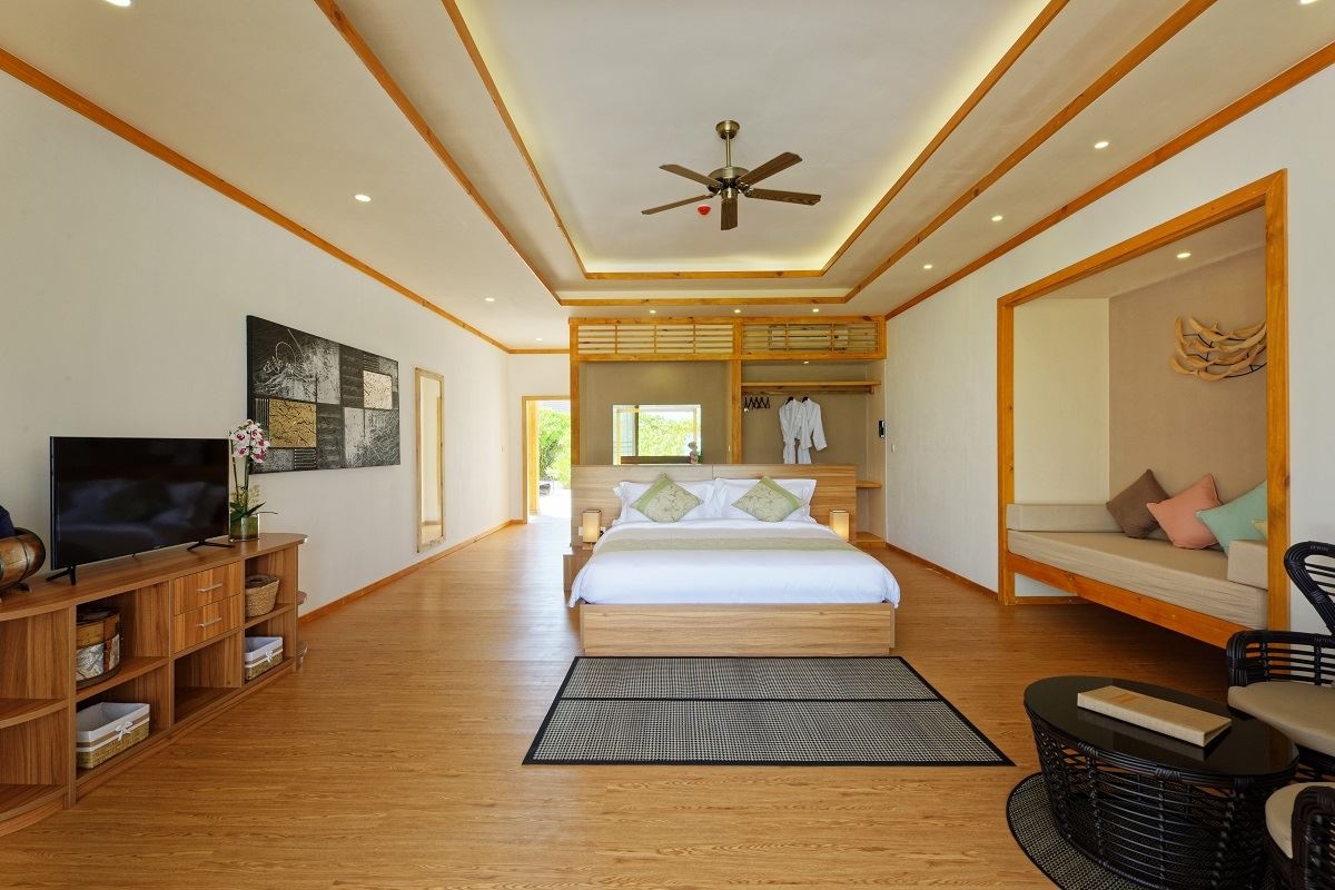 rooms-deluxe-beach-pool-villa