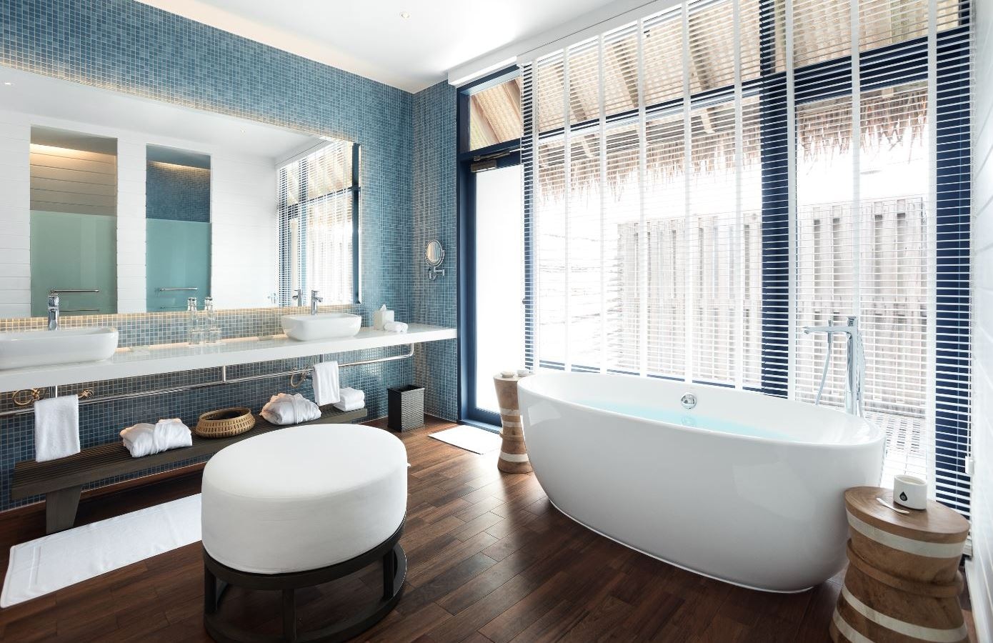 rooms-cocoa-water-villa