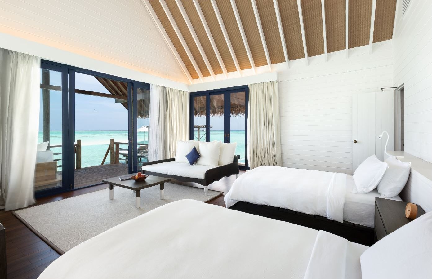 rooms-cocoa-water-villa