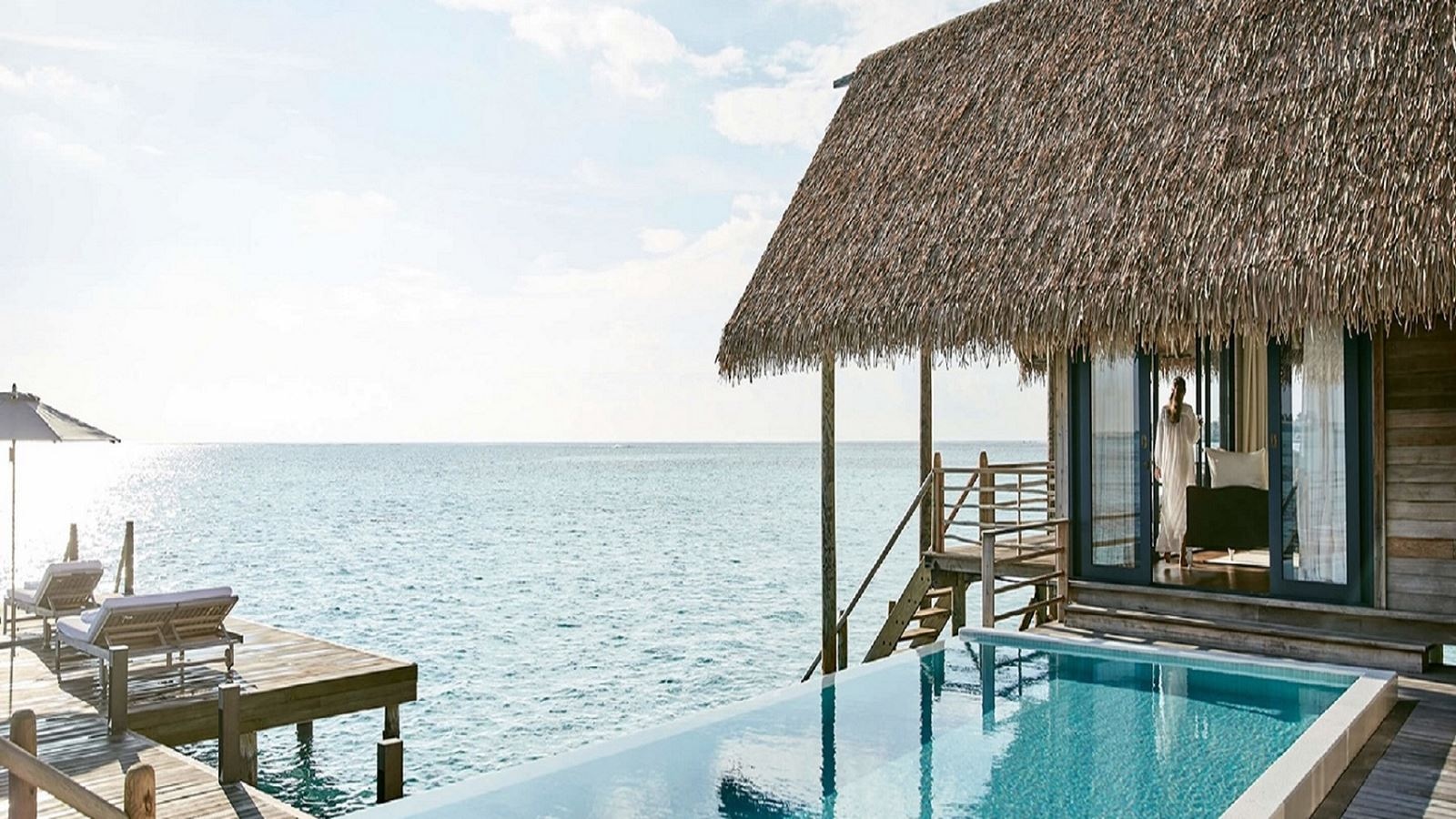 rooms-cocoa-water-villa-with-pool