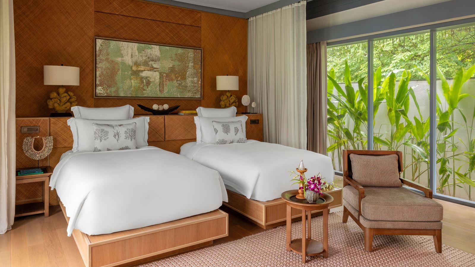 rooms-the-halcyon-grand-estate-3br