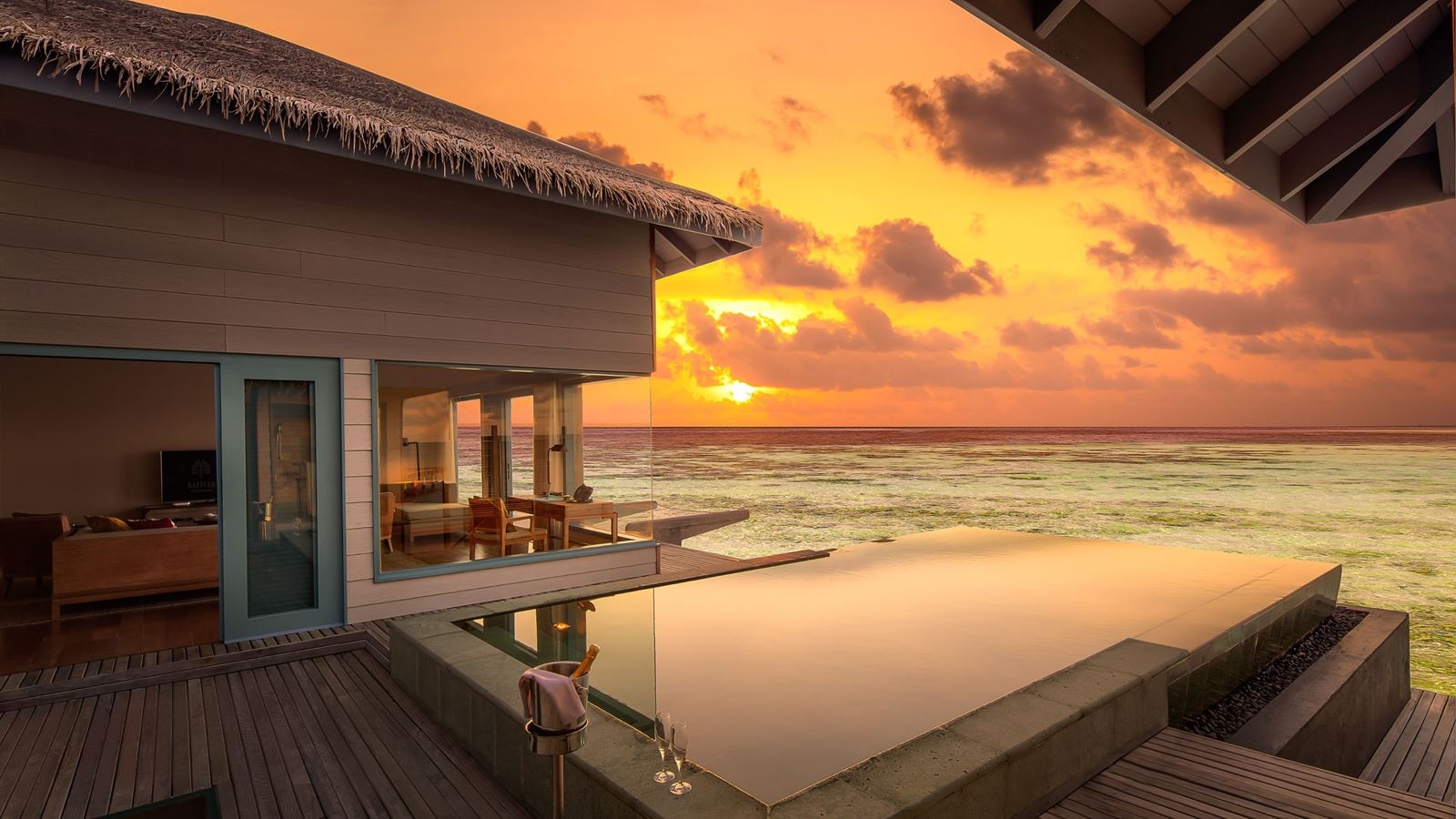 rooms-sunset-overwater-pool-villa-1br
