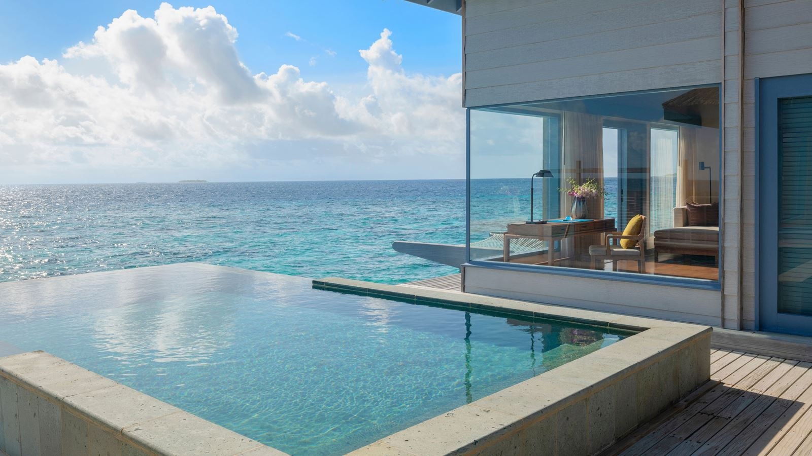 rooms-overwater-pool-villa-1br