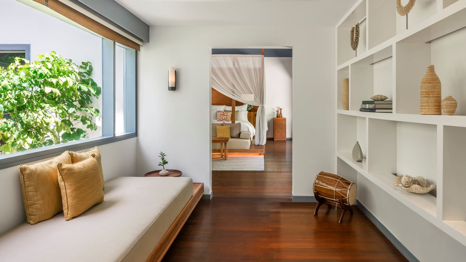 rooms-family-beach-pool-villa-2br