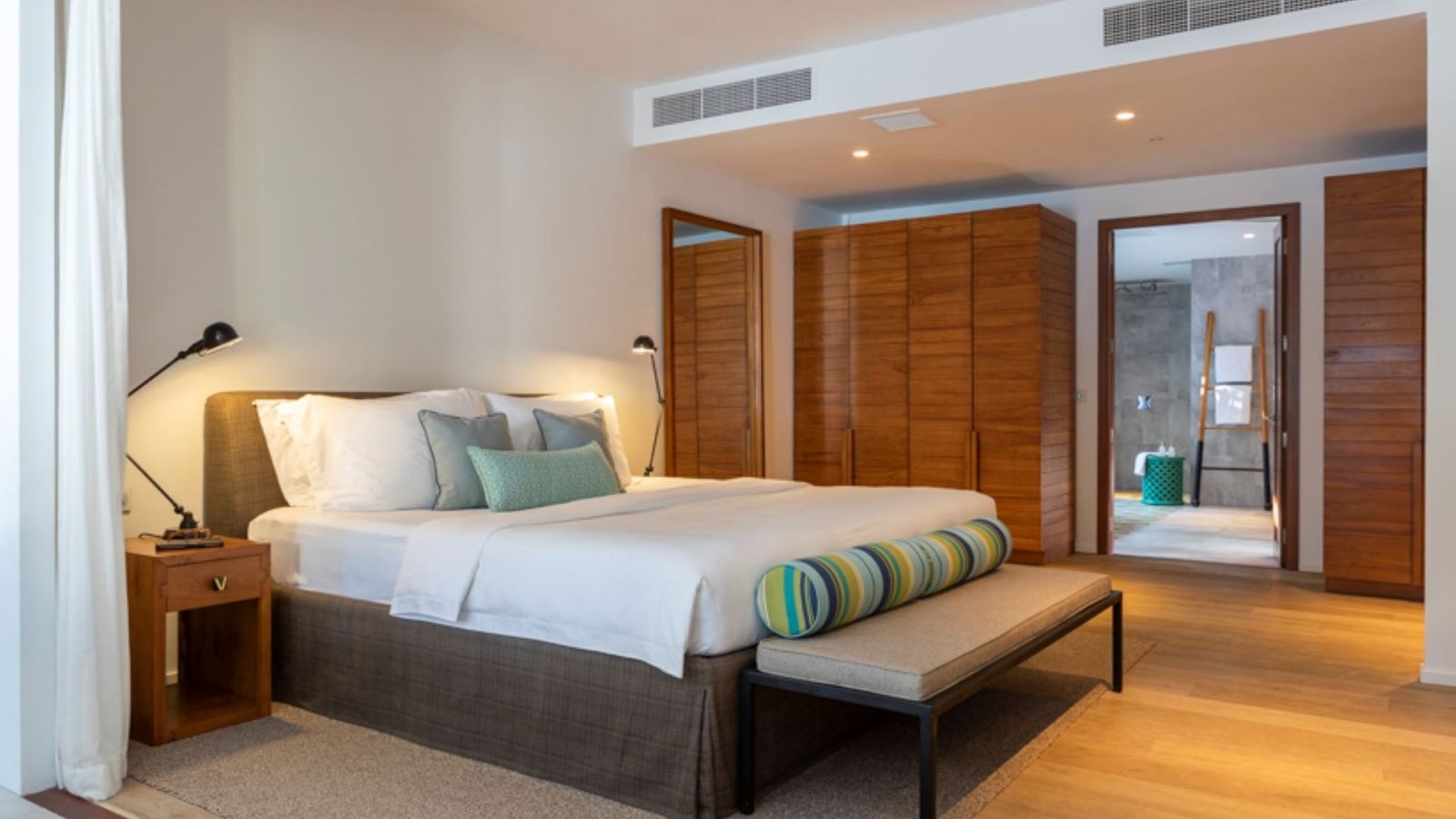 rooms-two-bedroom-beach-pool-villa