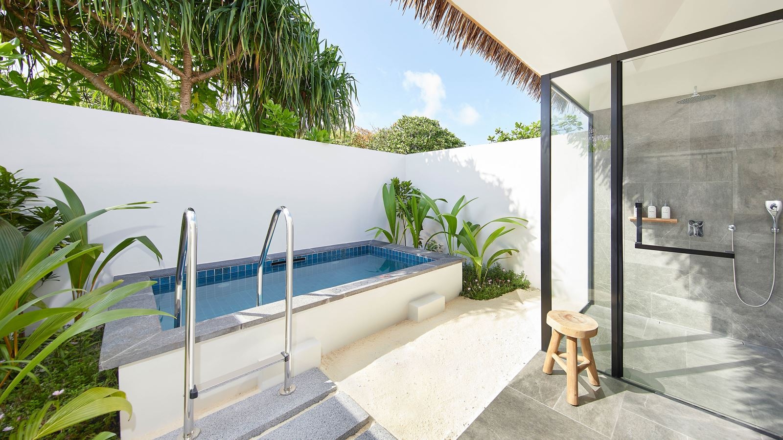 rooms-beach-villa-with-garden-pool