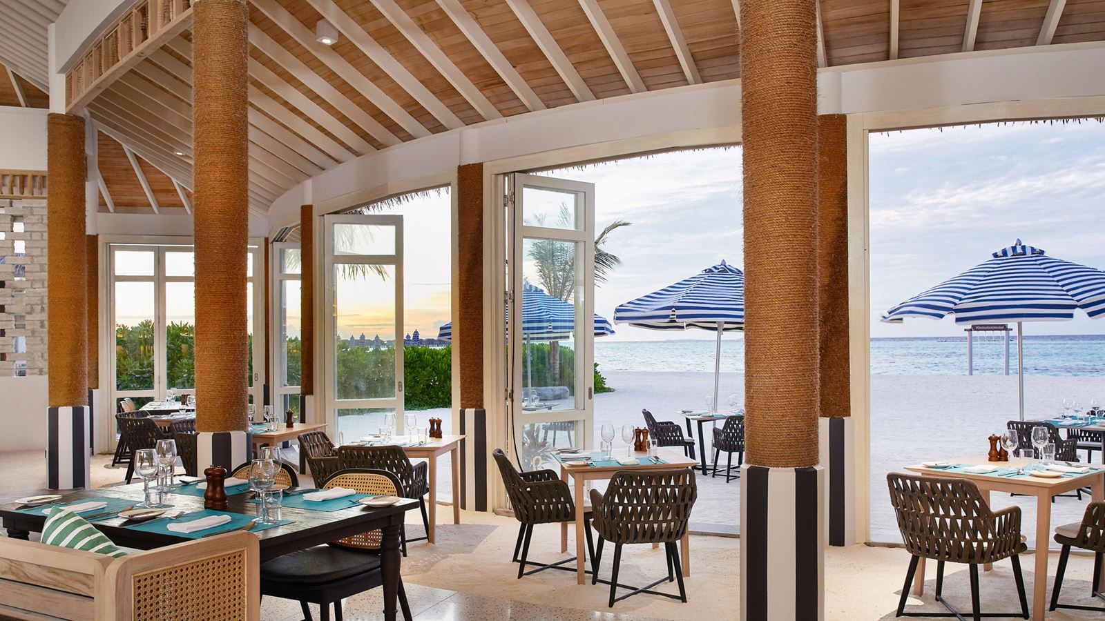 restaurants-restaurants