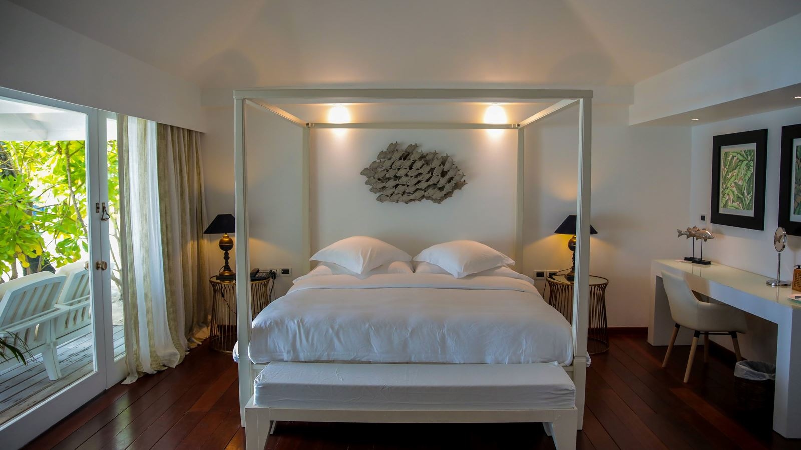 rooms-beach-front-suite