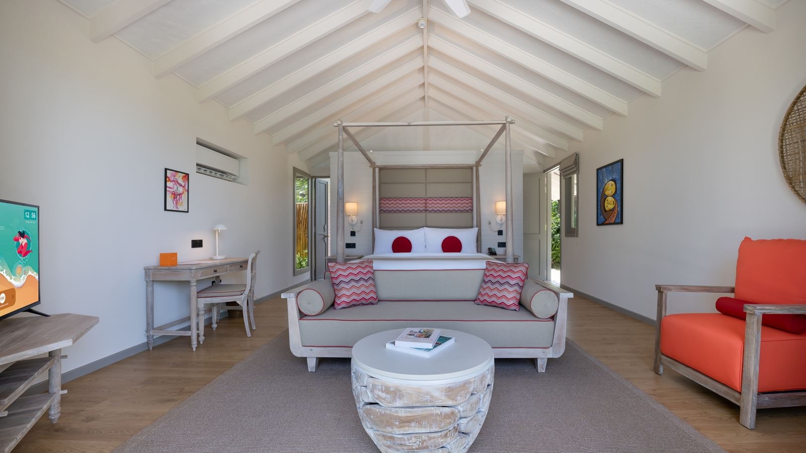 rooms-beach-pool-villa