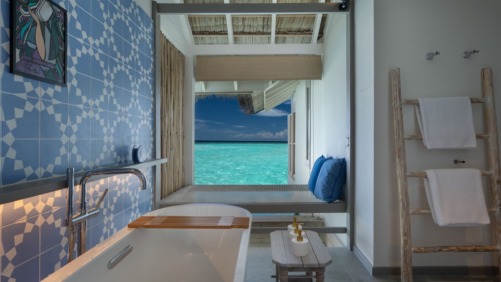 rooms-lagoon-villa