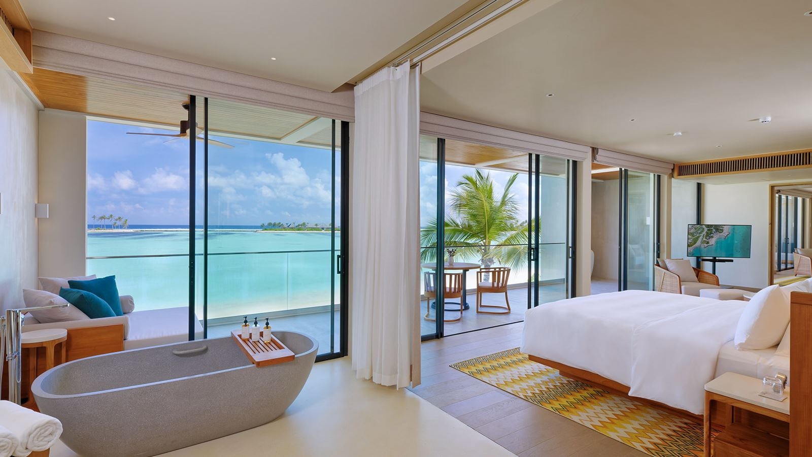 rooms-fourbedroom-beach-villa-with-private-pool