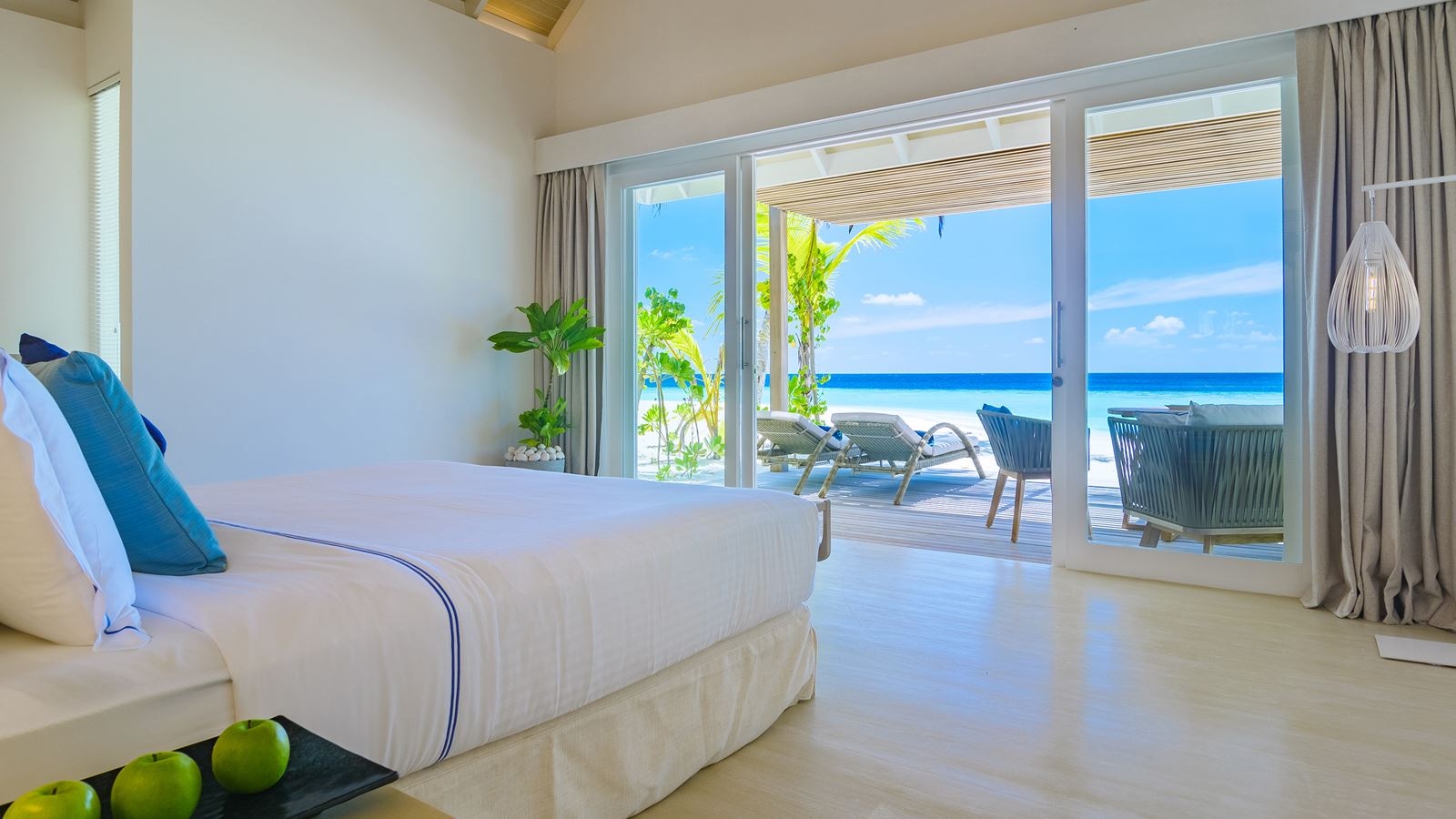 rooms-beach-villa